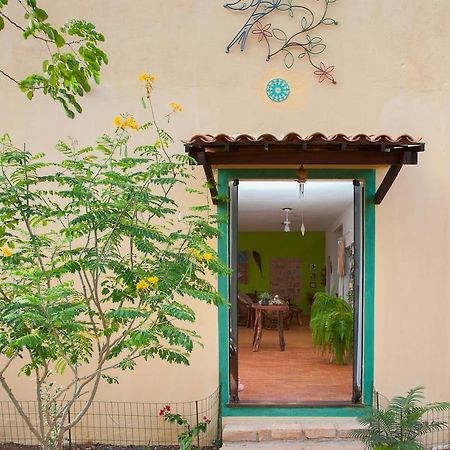 Beija- Flor De Lencois Bed & Breakfast Exterior photo