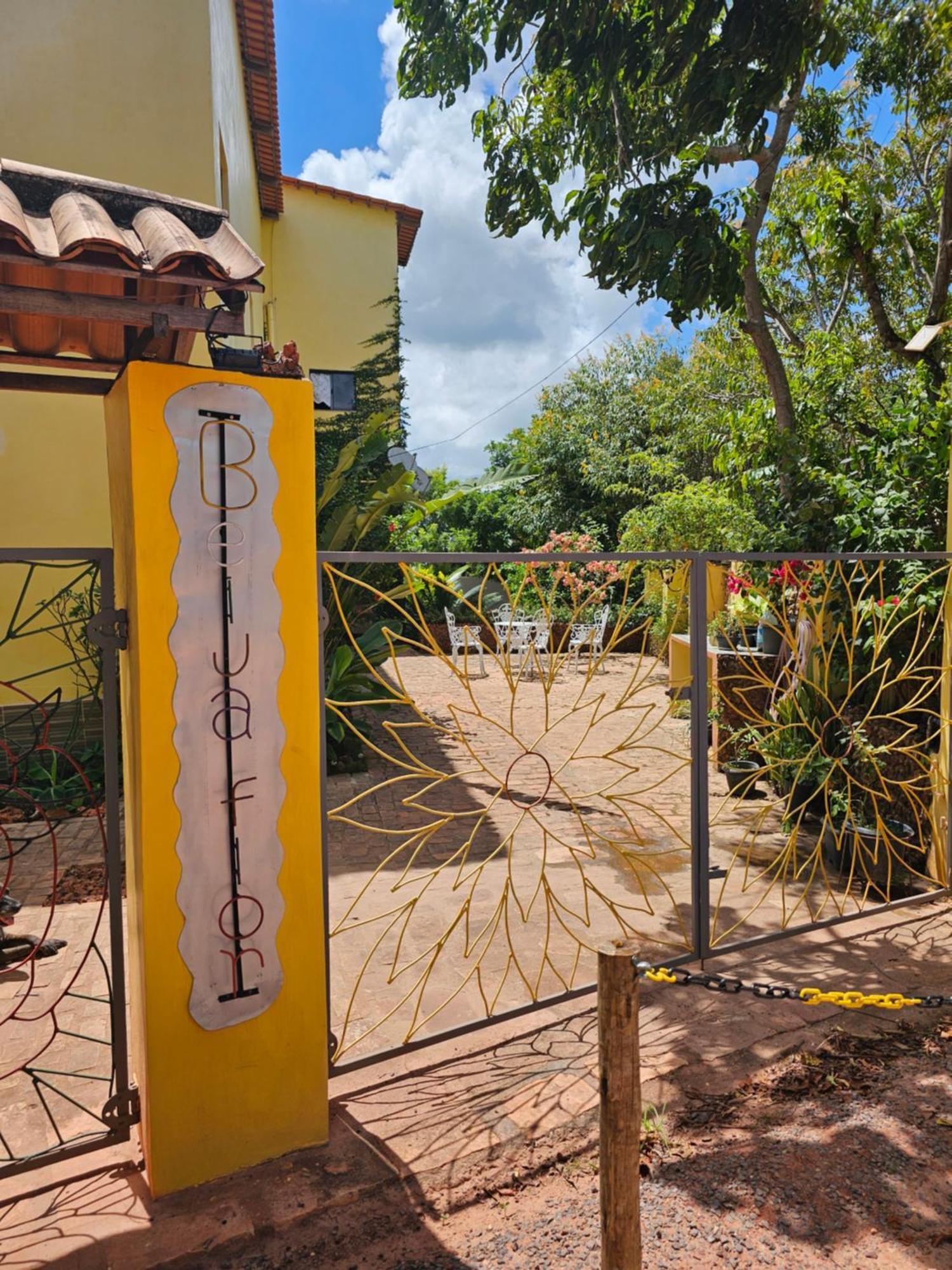 Beija- Flor De Lencois Bed & Breakfast Exterior photo
